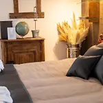 Nocleg ze śniadaniem Les Jardins De La Ferme 4*