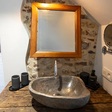 Les Jardins De La Ferme Bed & Breakfast 4*