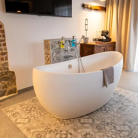 Les Jardins De La Ferme Bed & Breakfast