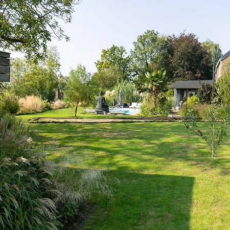 Les Jardins De La Ferme Oda ve Kahvaltı Soumagne