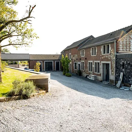 Couette-café Les Jardins De La Ferme 4*